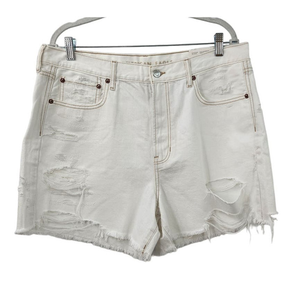 NEW NWT American Eagle Outfitters 90's Bpy Frien mid Length SHORTS white Size 16 - Picture 1 of 8